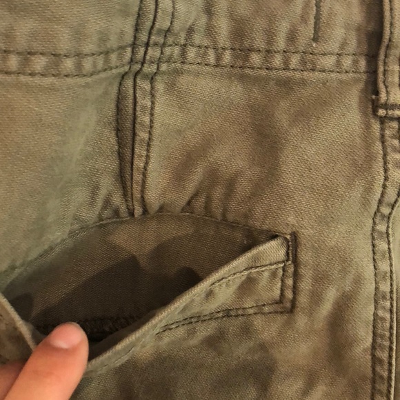 ABERCROMBIE: Army Green Shorts - Picture 4 of 5